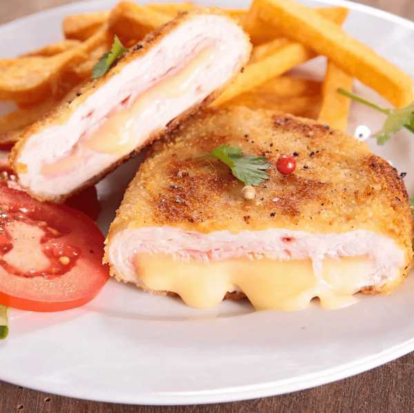Cordon Bleu de Pui cu Cartofi Prăjiți Dippers